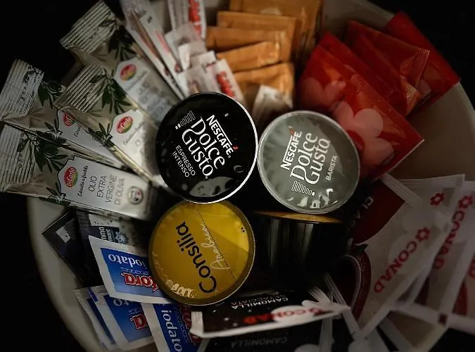 In Media Urbe - Intero *