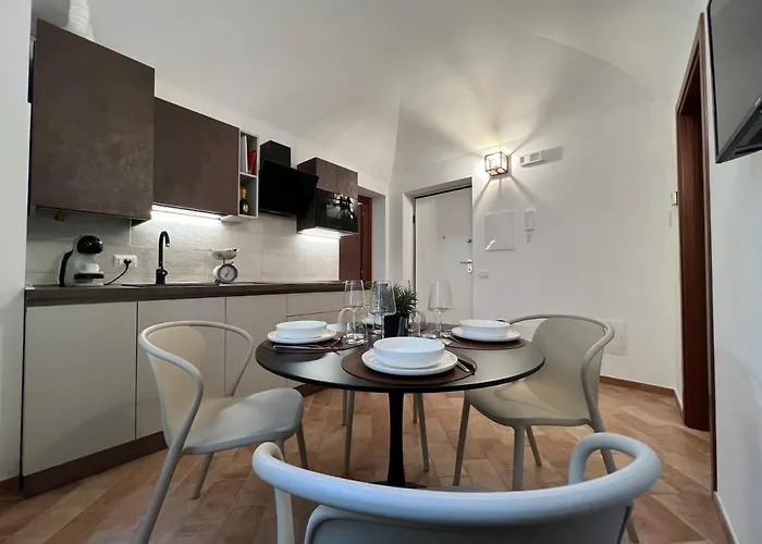 In Media Urbe - Intero Apartmán LʼAquila