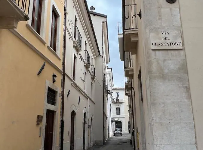 In Media Urbe - Intero * LʼAquila